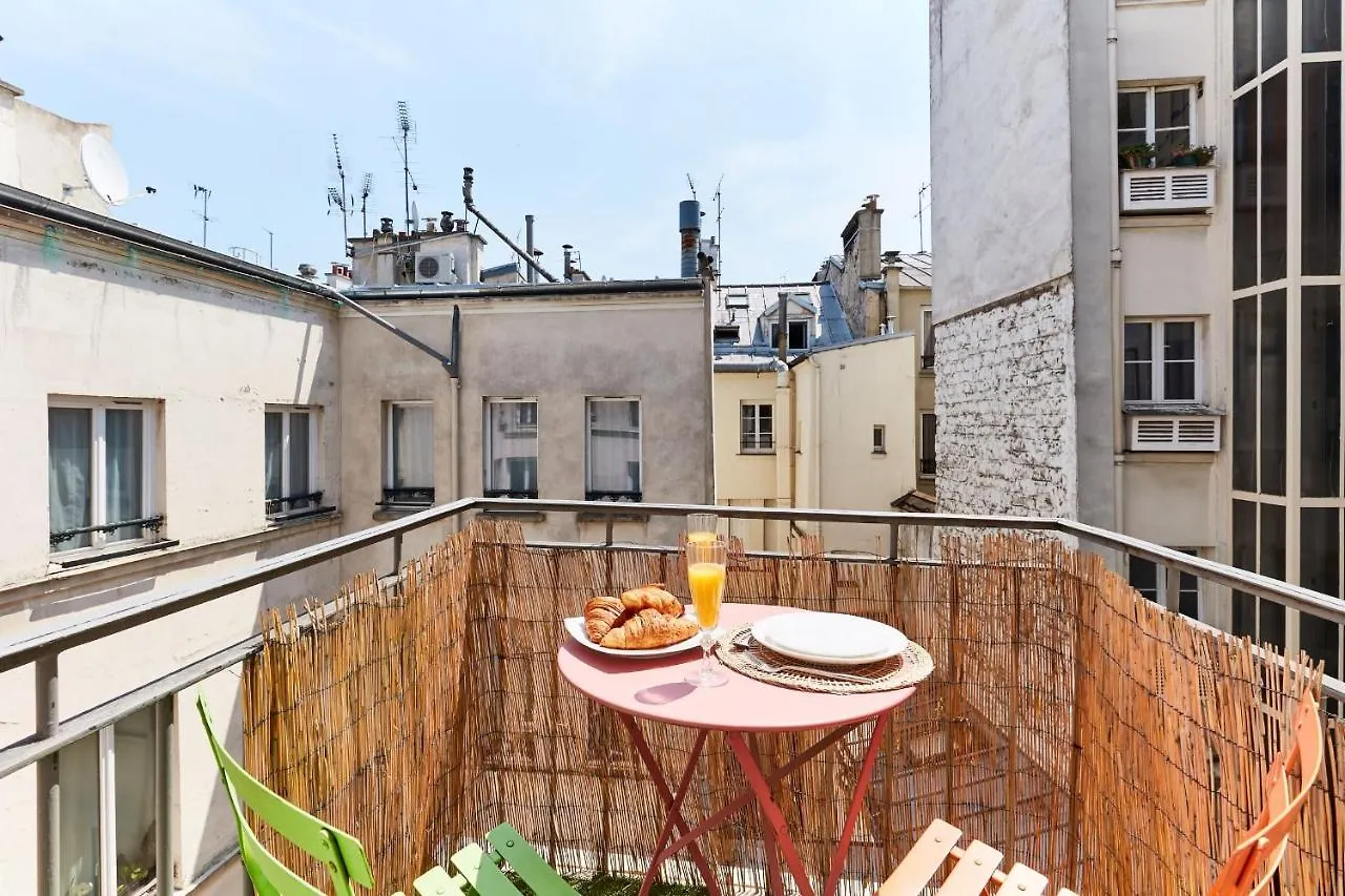 Latin Quarter - St Germain City Apartment With Balcony Paris